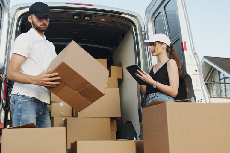 Things To Check Before Selecting A Moving Company Selecting A Moving Company