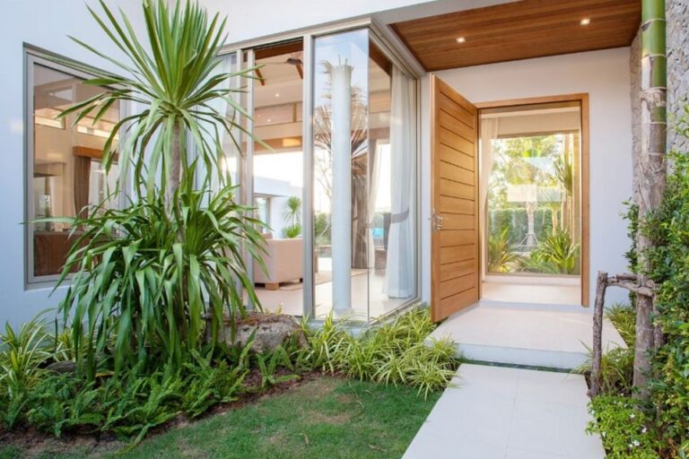 Flower Tiles: Design Your Garden Space To Create A Botanical Look Design Your Garden Space