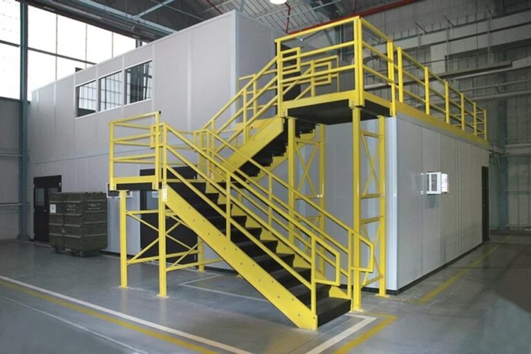 Safe Use Of Industrial Ladders In The Workplace